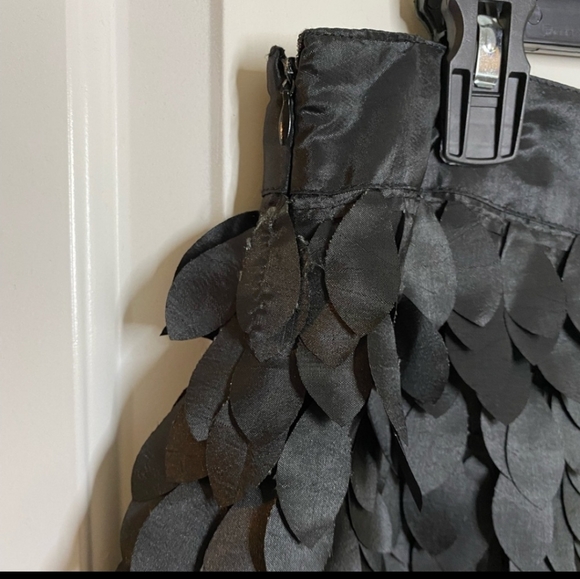 Kardashian Kollection Black Pedal Skirt - Picture 5 of 7